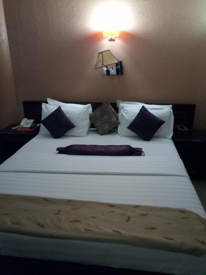 Crocodile Hotels And Restaurant Limited Kaduna Exterior foto